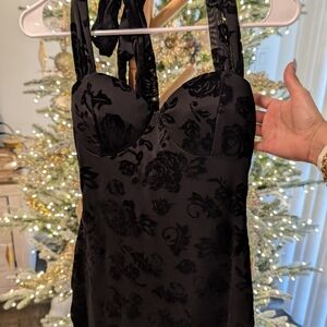 Windsor Elegant Black Floral Dress